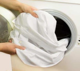 8 cách làm phẳng áo sơ mi không cần bàn ủi siêu đơn giản